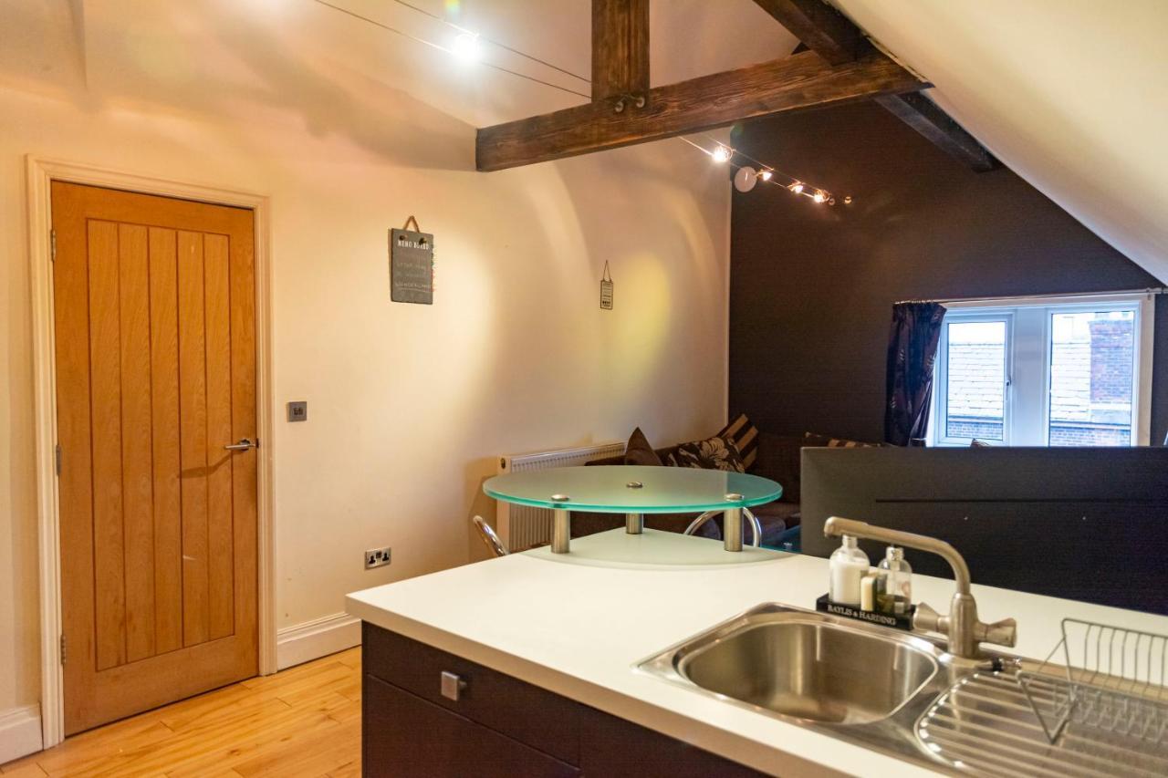 Apartment No.2 - The Old Red King Pub Mcr Manchester Buitenkant foto